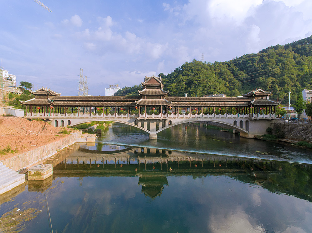 9.鳳凰風(fēng)、雪、雨、霧橋 首圖.jpg