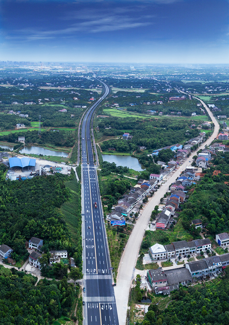 17、芙蓉大道湘陰段道路工程（1）.jpg